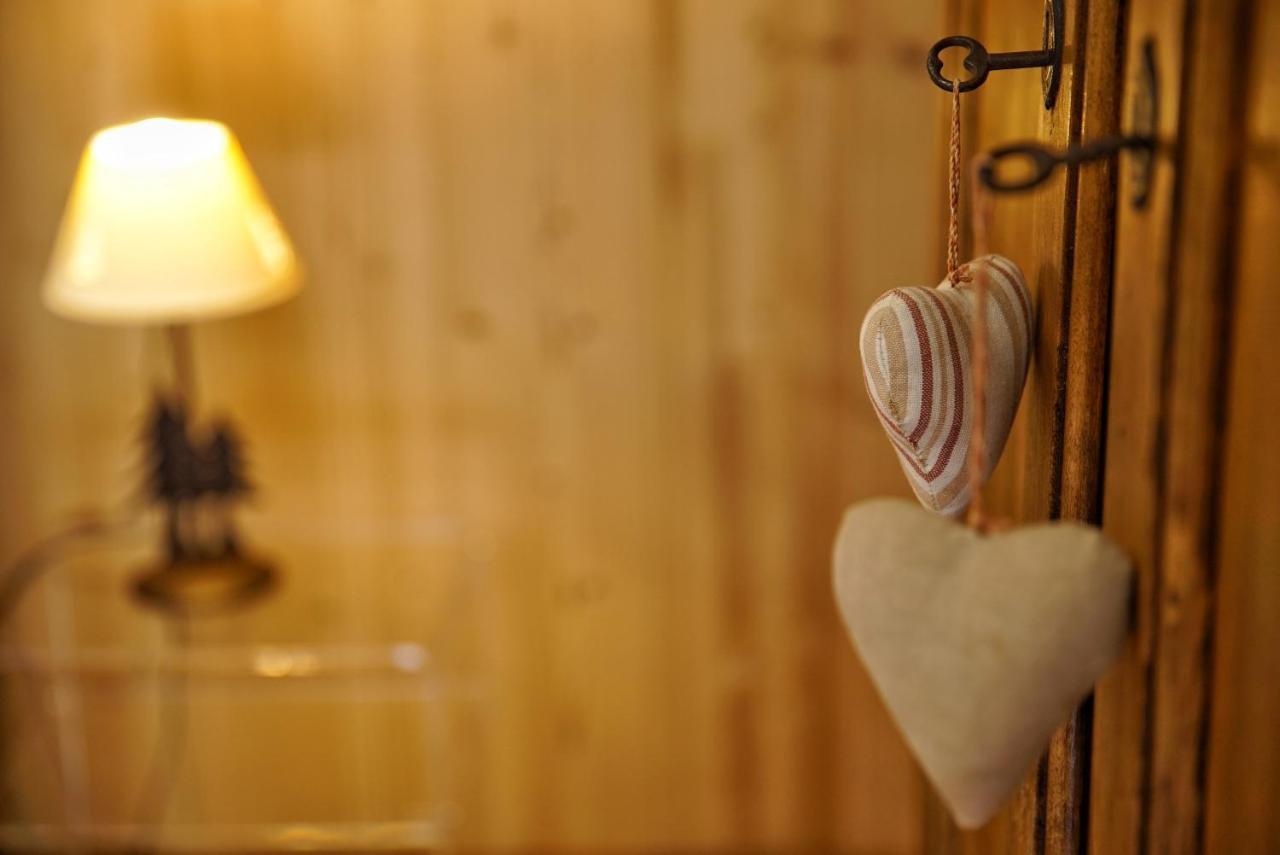 Auberge Lou Creton Di Lui Hostel Pontboset Phòng bức ảnh