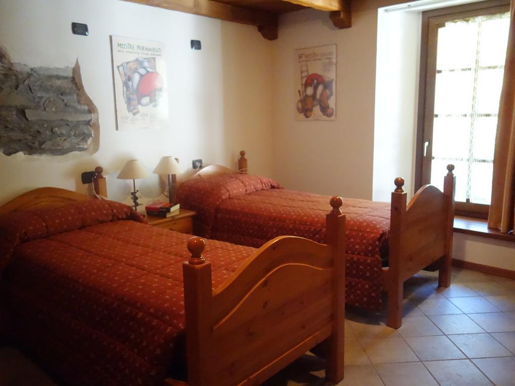 Auberge Lou Creton Di Lui Hostel Pontboset Ngoại thất bức ảnh