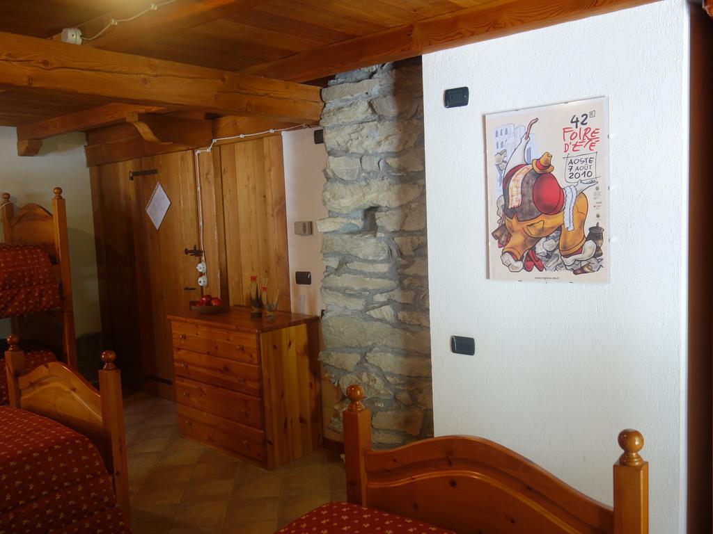 Auberge Lou Creton Di Lui Hostel Pontboset Ngoại thất bức ảnh
