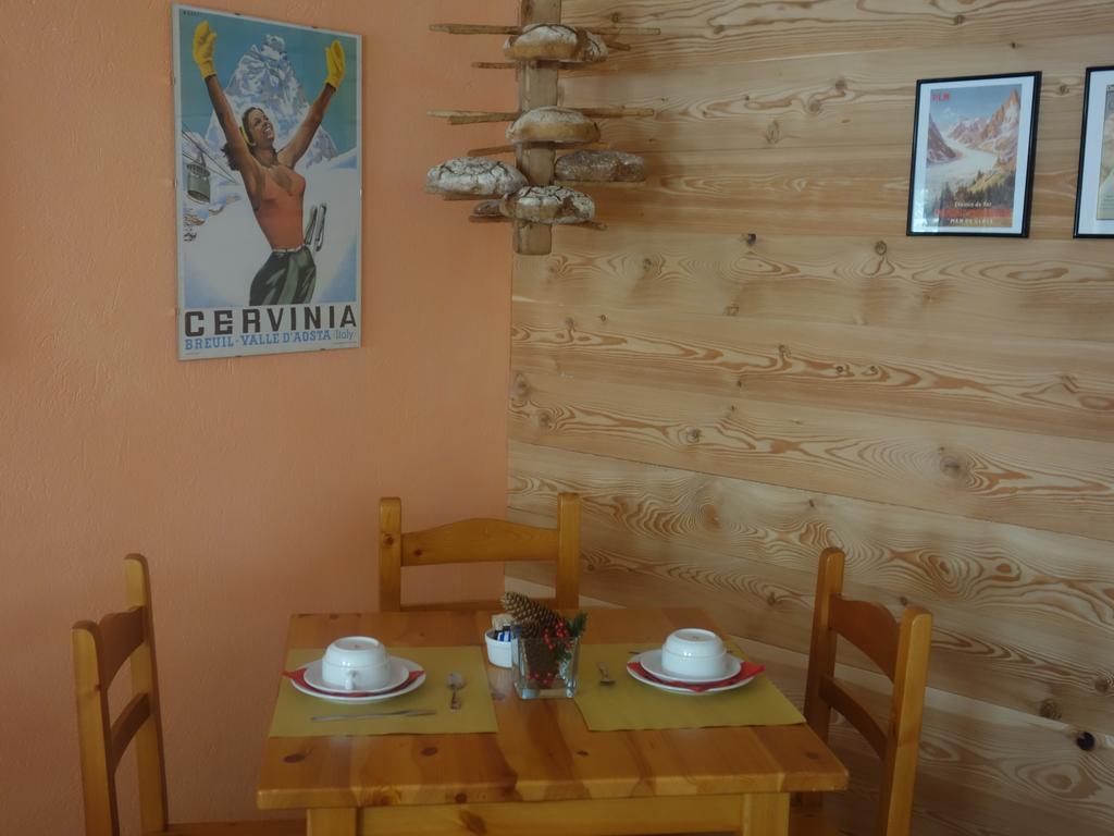 Auberge Lou Creton Di Lui Hostel Pontboset Ngoại thất bức ảnh